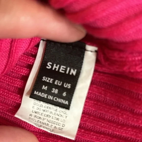 Barbie pink ribbed midi dress size 6 Shein - Picture 4 of 4